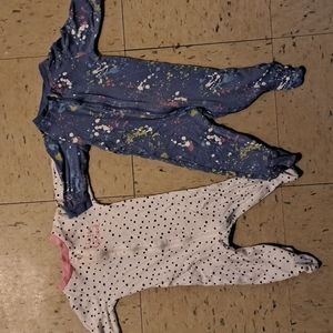 Light onsies with feet, 3-6 months.